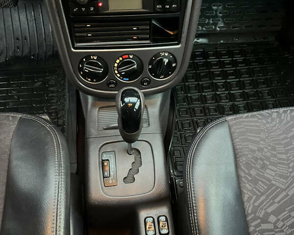 Чорний Мерседес А клас, об'ємом двигуна 1.9 л та пробігом 204 тис. км за 3899 $, фото 16 на Automoto.ua