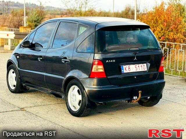 Чорний Мерседес А клас, об'ємом двигуна 1.4 л та пробігом 280 тис. км за 1350 $, фото 2 на Automoto.ua