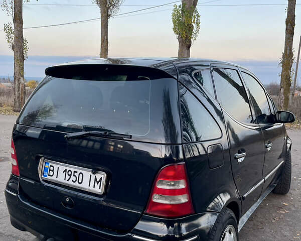 Черный Мерседес А класс, объемом двигателя 1.9 л и пробегом 173 тыс. км за 2999 $, фото 3 на Automoto.ua