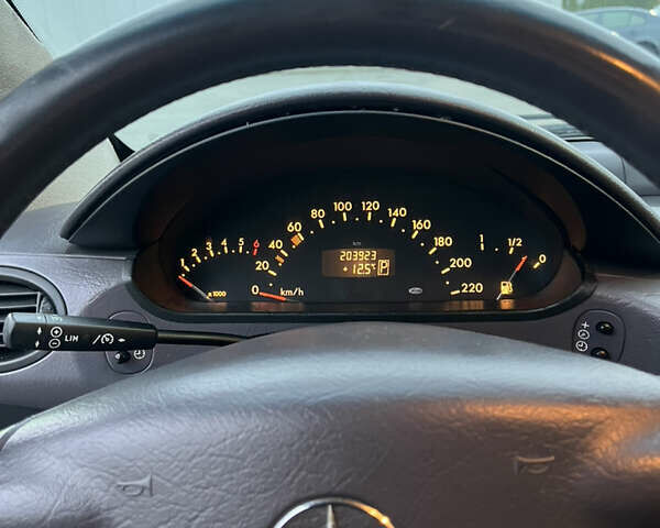 Чорний Мерседес А клас, об'ємом двигуна 1.9 л та пробігом 204 тис. км за 3899 $, фото 18 на Automoto.ua