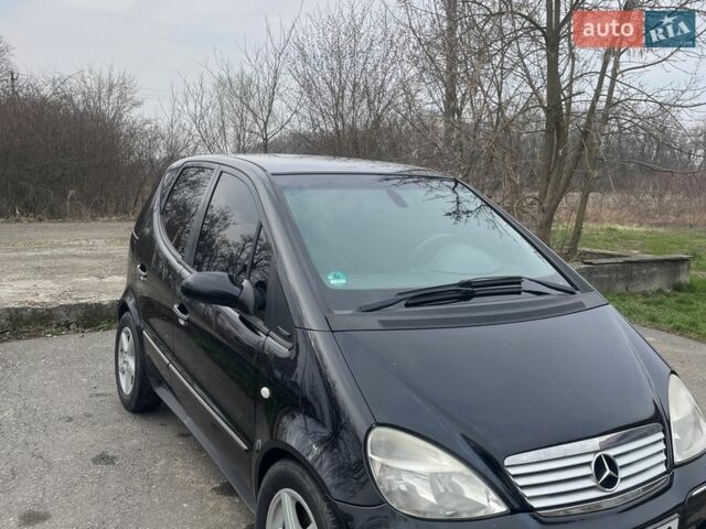 Черный Мерседес А класс, объемом двигателя 1.7 л и пробегом 268 тыс. км за 4000 $, фото 1 на Automoto.ua