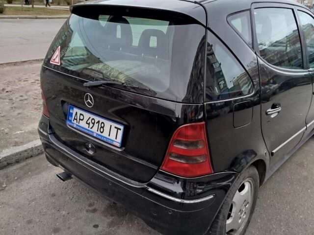 Черный Мерседес А класс, объемом двигателя 1.7 л и пробегом 319 тыс. км за 3200 $, фото 1 на Automoto.ua