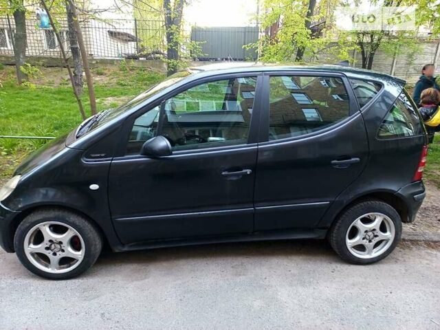 Черный Мерседес А класс, объемом двигателя 1.7 л и пробегом 280 тыс. км за 3200 $, фото 2 на Automoto.ua