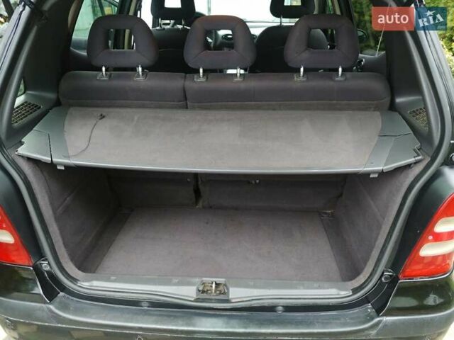 Черный Мерседес А класс, объемом двигателя 1.69 л и пробегом 270 тыс. км за 3500 $, фото 17 на Automoto.ua