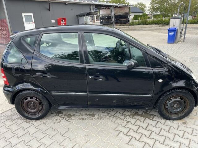 Черный Мерседес А класс, объемом двигателя 1.7 л и пробегом 215 тыс. км за 2850 $, фото 3 на Automoto.ua