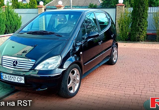 Черный Мерседес А класс, объемом двигателя 1.7 л и пробегом 294 тыс. км за 4200 $, фото 5 на Automoto.ua