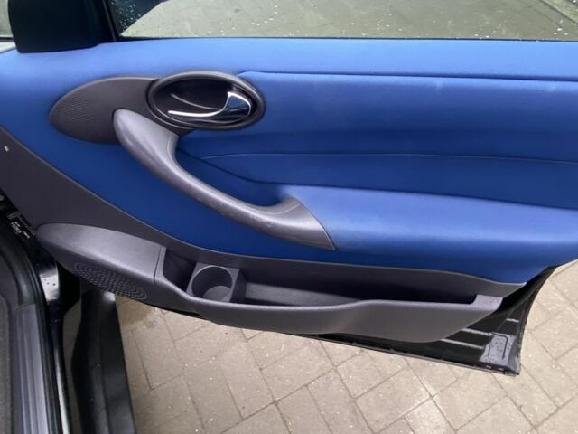 Черный Мерседес А класс, объемом двигателя 1.7 л и пробегом 284 тыс. км за 5000 $, фото 1 на Automoto.ua