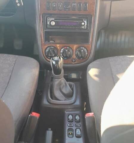 Чорний Мерседес А клас, об'ємом двигуна 1.69 л та пробігом 224 тис. км за 2800 $, фото 3 на Automoto.ua