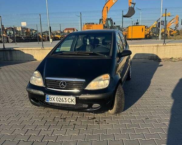 Черный Мерседес А класс, объемом двигателя 1.7 л и пробегом 276 тыс. км за 3200 $, фото 6 на Automoto.ua