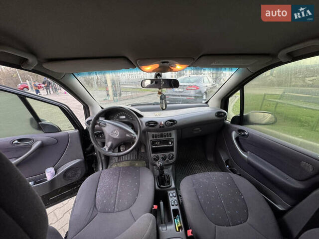 Черный Мерседес А класс, объемом двигателя 1.69 л и пробегом 213 тыс. км за 4150 $, фото 8 на Automoto.ua