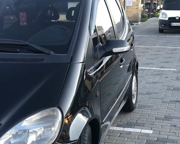 Черный Мерседес А класс, объемом двигателя 1.7 л и пробегом 330 тыс. км за 3700 $, фото 4 на Automoto.ua