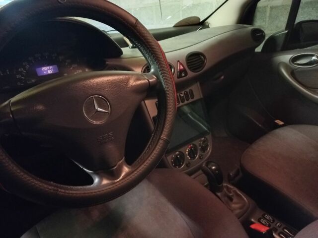 Чорний Мерседес А клас, об'ємом двигуна 1.7 л та пробігом 250 тис. км за 4774 $, фото 1 на Automoto.ua