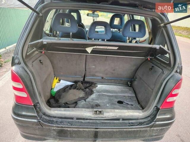 Черный Мерседес А класс, объемом двигателя 1.69 л и пробегом 240 тыс. км за 4150 $, фото 2 на Automoto.ua