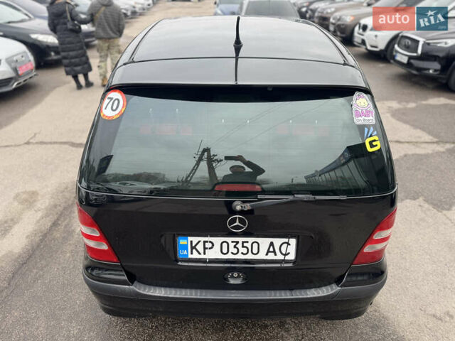 Черный Мерседес А класс, объемом двигателя 1.6 л и пробегом 210 тыс. км за 4500 $, фото 11 на Automoto.ua