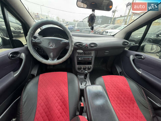 Черный Мерседес А класс, объемом двигателя 1.6 л и пробегом 210 тыс. км за 4500 $, фото 15 на Automoto.ua