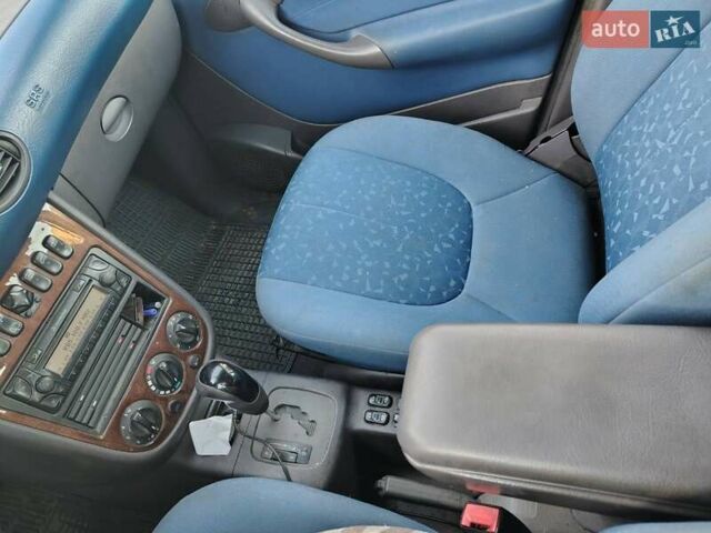 Черный Мерседес А класс, объемом двигателя 1.69 л и пробегом 240 тыс. км за 4150 $, фото 13 на Automoto.ua