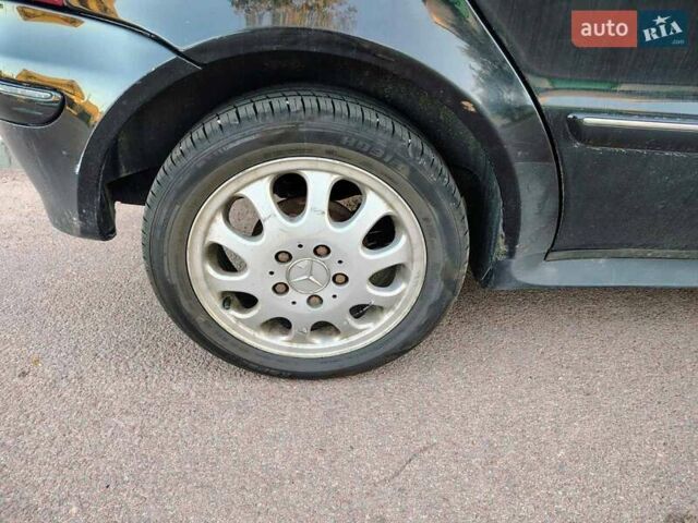 Черный Мерседес А класс, объемом двигателя 1.69 л и пробегом 240 тыс. км за 4150 $, фото 4 на Automoto.ua