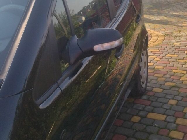 Черный Мерседес А класс, объемом двигателя 1.6 л и пробегом 134 тыс. км за 4500 $, фото 1 на Automoto.ua