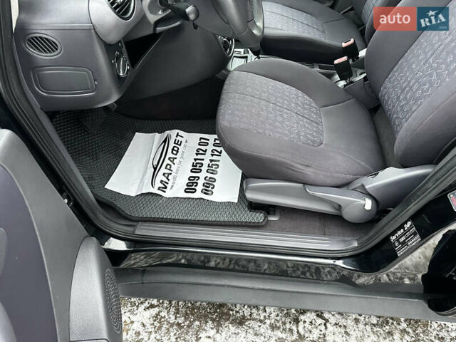 Чорний Мерседес А клас, об'ємом двигуна 1.7 л та пробігом 276 тис. км за 3850 $, фото 61 на Automoto.ua