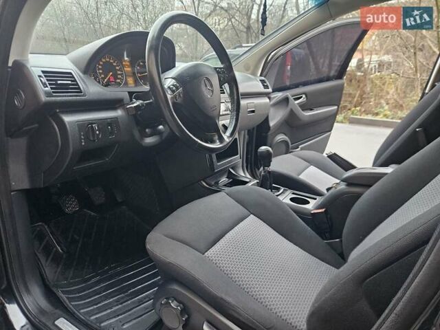 Черный Мерседес А класс, объемом двигателя 1.5 л и пробегом 280 тыс. км за 3600 $, фото 16 на Automoto.ua