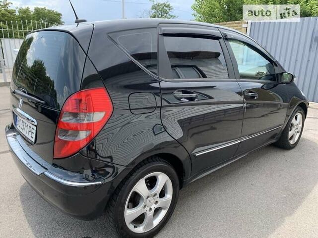 Чорний Мерседес А клас, об'ємом двигуна 1.5 л та пробігом 180 тис. км за 6999 $, фото 28 на Automoto.ua