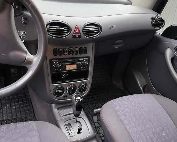 Черный Мерседес А класс, объемом двигателя 1.6 л и пробегом 79 тыс. км за 5950 $, фото 38 на Automoto.ua