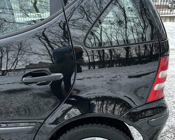 Чорний Мерседес А клас, об'ємом двигуна 1.7 л та пробігом 276 тис. км за 3850 $, фото 34 на Automoto.ua