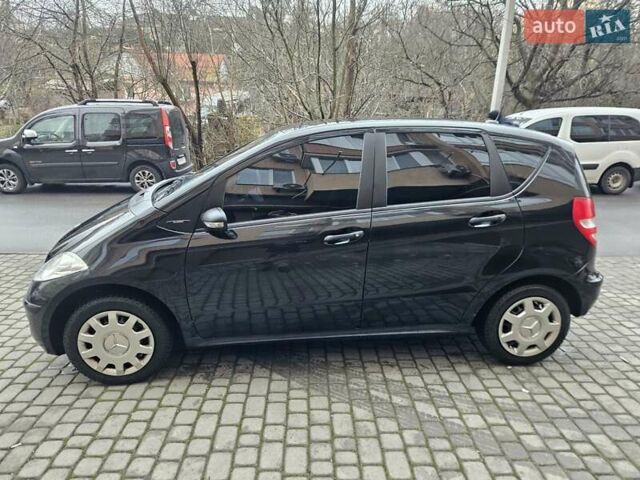 Черный Мерседес А класс, объемом двигателя 1.5 л и пробегом 280 тыс. км за 3600 $, фото 3 на Automoto.ua