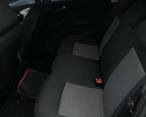 Черный Мерседес А класс, объемом двигателя 1.5 л и пробегом 279 тыс. км за 3500 $, фото 16 на Automoto.ua