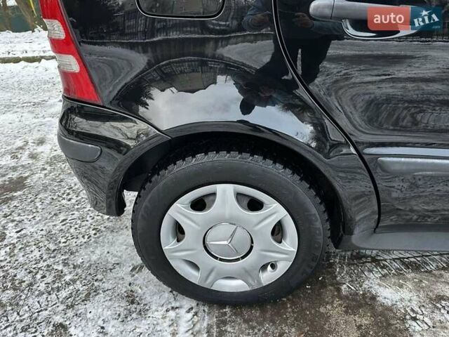 Черный Мерседес А класс, объемом двигателя 1.69 л и пробегом 276 тыс. км за 3850 $, фото 20 на Automoto.ua