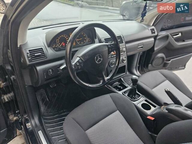 Черный Мерседес А класс, объемом двигателя 1.5 л и пробегом 280 тыс. км за 3600 $, фото 20 на Automoto.ua