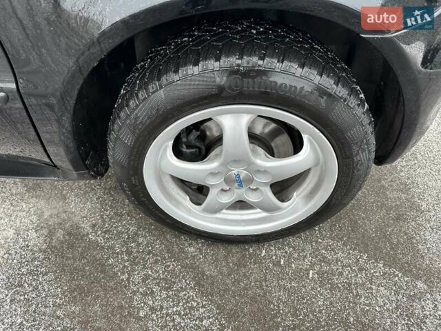 Черный Мерседес А класс, объемом двигателя 1.6 л и пробегом 79 тыс. км за 5999 $, фото 70 на Automoto.ua