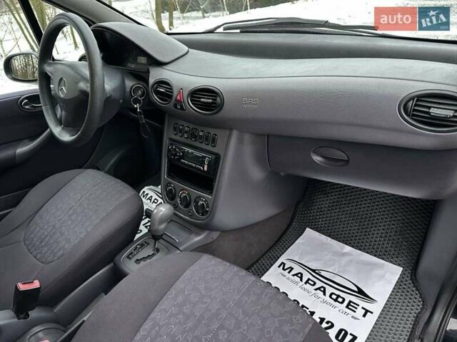Черный Мерседес А класс, объемом двигателя 1.69 л и пробегом 276 тыс. км за 3850 $, фото 71 на Automoto.ua