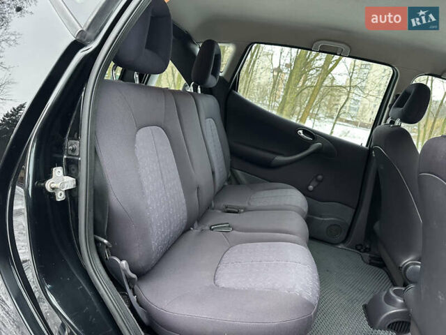 Чорний Мерседес А клас, об'ємом двигуна 1.7 л та пробігом 276 тис. км за 3850 $, фото 45 на Automoto.ua