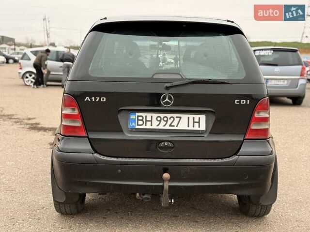 Черный Мерседес А класс, объемом двигателя 1.69 л и пробегом 250 тыс. км за 4800 $, фото 7 на Automoto.ua