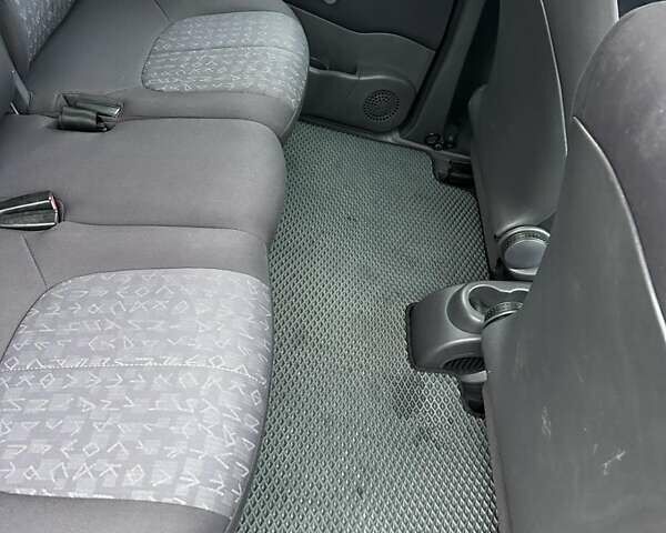 Черный Мерседес А класс, объемом двигателя 1.69 л и пробегом 276 тыс. км за 3850 $, фото 47 на Automoto.ua