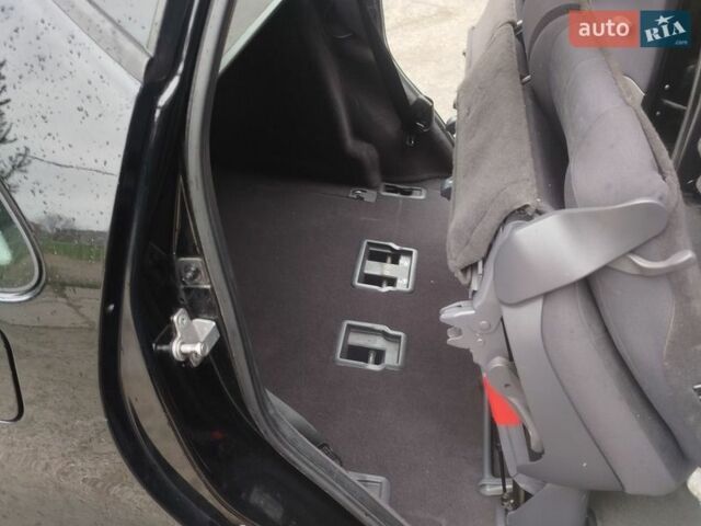 Чорний Мерседес А клас, об'ємом двигуна 1.6 л та пробігом 184 тис. км за 2600 $, фото 13 на Automoto.ua