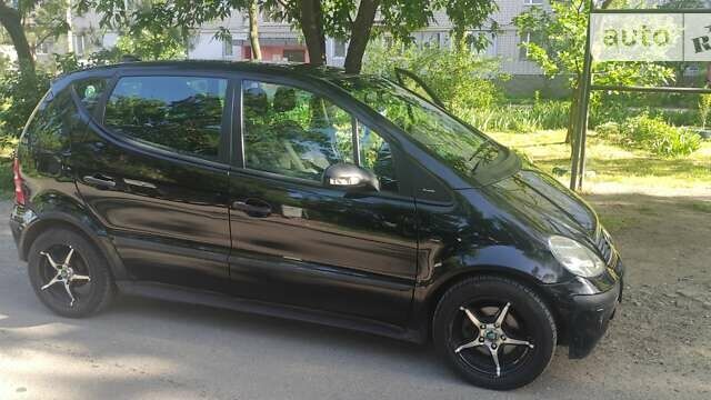 Черный Мерседес А класс, объемом двигателя 1.4 л и пробегом 189 тыс. км за 3800 $, фото 4 на Automoto.ua