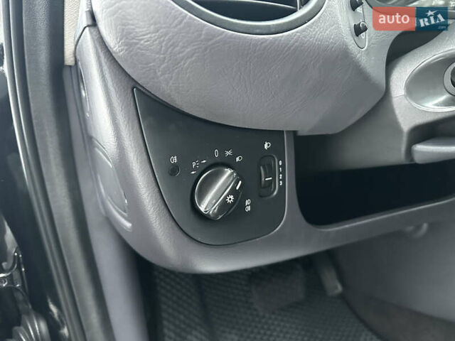 Чорний Мерседес А клас, об'ємом двигуна 1.7 л та пробігом 276 тис. км за 3850 $, фото 62 на Automoto.ua