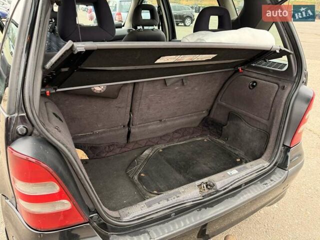 Черный Мерседес А класс, объемом двигателя 1.69 л и пробегом 250 тыс. км за 4800 $, фото 16 на Automoto.ua