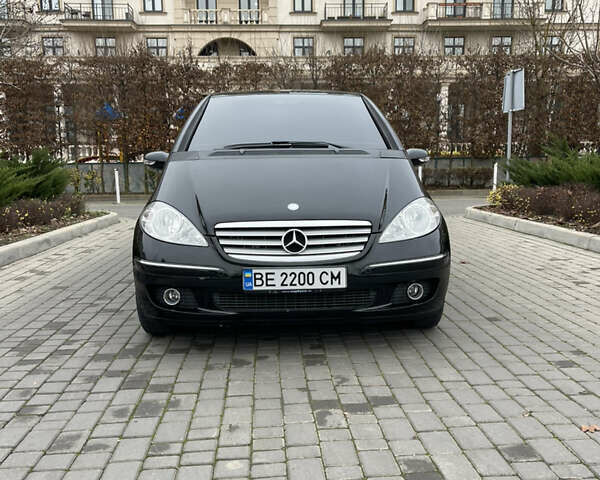 Черный Мерседес А класс, объемом двигателя 1.5 л и пробегом 181 тыс. км за 5999 $, фото 1 на Automoto.ua