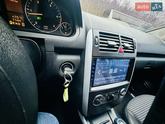 Черный Мерседес А класс, объемом двигателя 2 л и пробегом 365 тыс. км за 5350 $, фото 14 на Automoto.ua