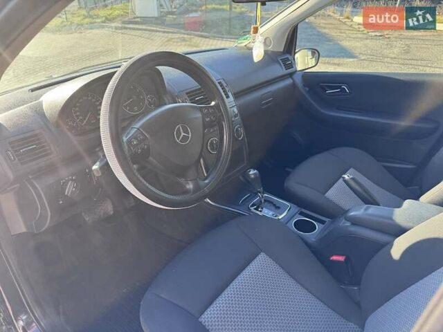 Черный Мерседес А класс, объемом двигателя 1.5 л и пробегом 122 тыс. км за 4800 $, фото 11 на Automoto.ua