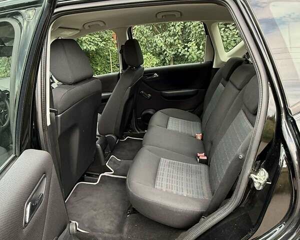 Черный Мерседес А класс, объемом двигателя 1.5 л и пробегом 175 тыс. км за 4900 $, фото 4 на Automoto.ua