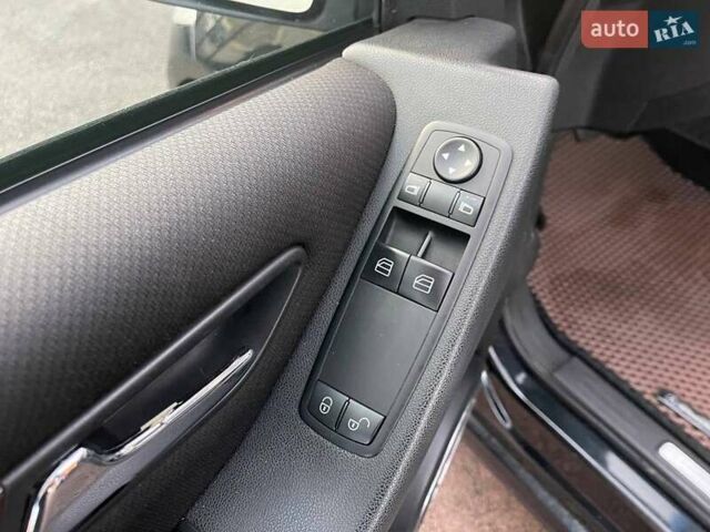 Черный Мерседес А класс, объемом двигателя 1.99 л и пробегом 276 тыс. км за 5490 $, фото 14 на Automoto.ua