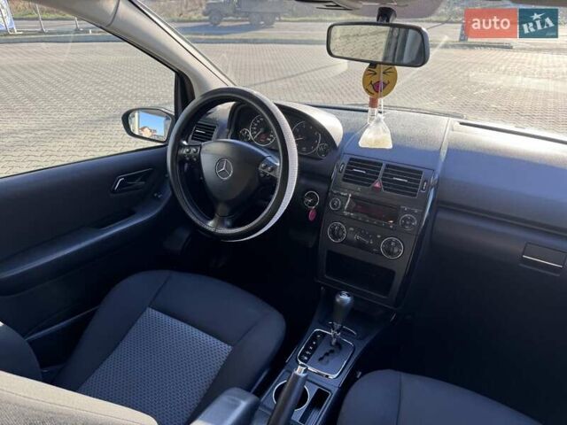 Черный Мерседес А класс, объемом двигателя 1.5 л и пробегом 122 тыс. км за 4800 $, фото 16 на Automoto.ua