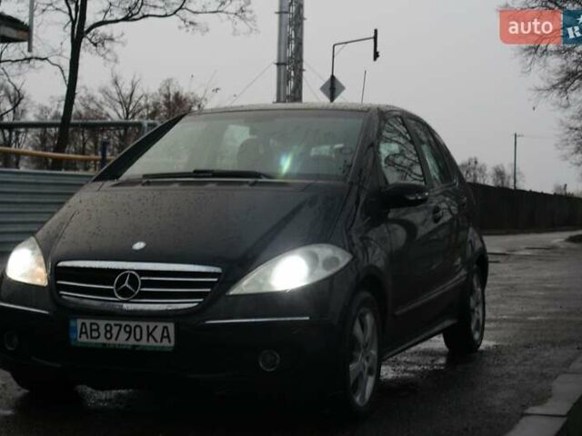 Черный Мерседес А класс, объемом двигателя 1.99 л и пробегом 220 тыс. км за 5500 $, фото 2 на Automoto.ua