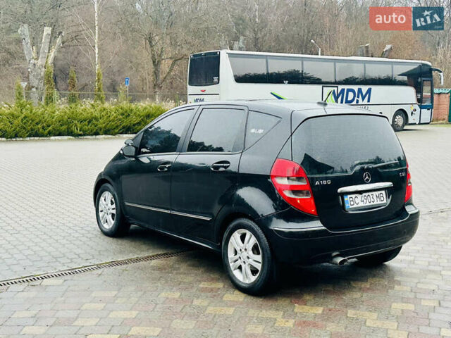 Черный Мерседес А класс, объемом двигателя 2 л и пробегом 365 тыс. км за 5350 $, фото 4 на Automoto.ua