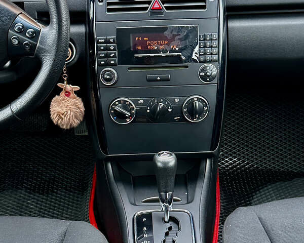 Чорний Мерседес А клас, об'ємом двигуна 1.5 л та пробігом 223 тис. км за 5362 $, фото 44 на Automoto.ua