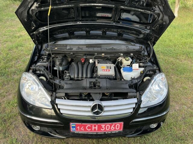 Черный Мерседес А класс, объемом двигателя 1.7 л и пробегом 207 тыс. км за 6300 $, фото 5 на Automoto.ua